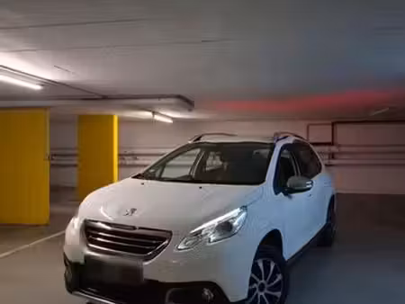 Peugeot 2008 1.2 VTi 82