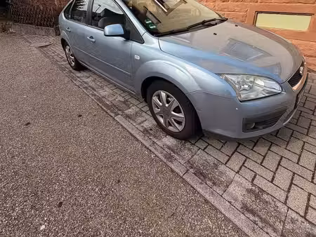 Ford Focus 1.6 100