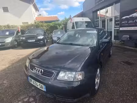 Audi A3 1.6 101 Ambiente