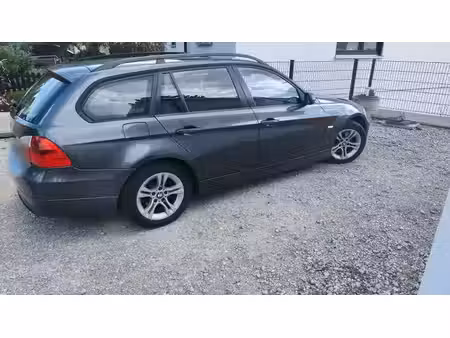 BMW Série 3 318i 2.0 129