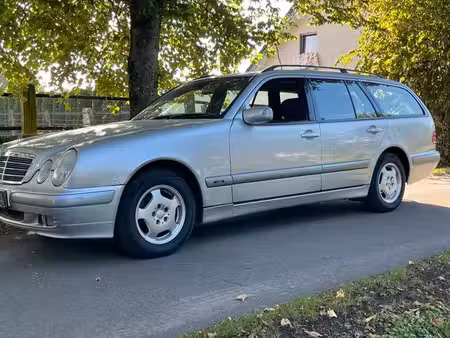 Mercedes-Benz Classe E E 220 2.1 CDI