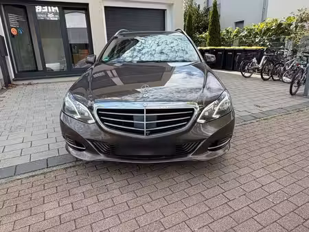 Mercedes-Benz Classe E E 220 2.1 CDI 170