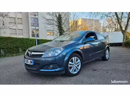 Opel Astra 1.9 CDTI 150 Cosmo