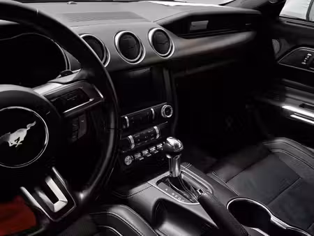 Ford Mustang Fastback V8 5.0 450