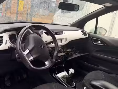 DS 3 1.6 HDi 90