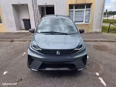 Aixam Crossover 