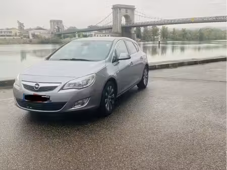 Opel Astra 1.7 CDTI 125