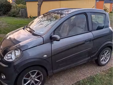 Microcar MGO 