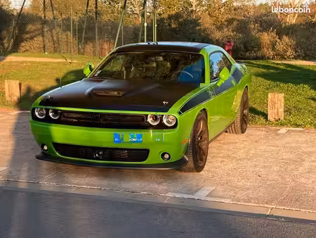 Dodge Challenger SRT 392