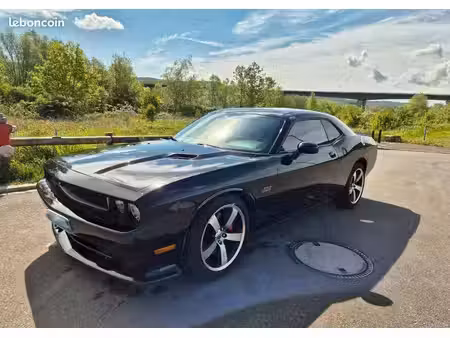 Dodge Challenger SRT8 V8 6.4