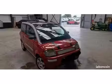 Microcar MC2 