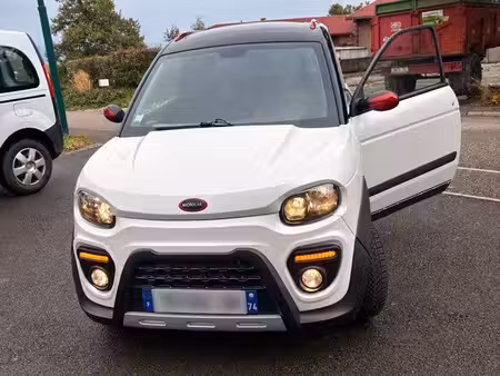 Microcar MGO 