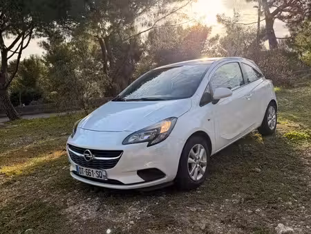 Opel Corsa 1.4 90 Cosmo
