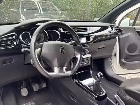 DS 3 
