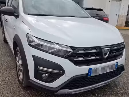 Dacia Sandero 1.0 100