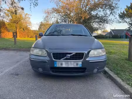 Volvo S60 2.4 130