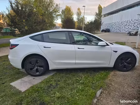 Tesla Model 3 Grande Autonomie 275 4x4