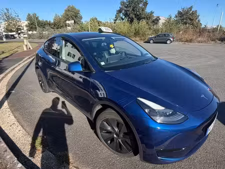 Tesla Model Y Grande Autonomie