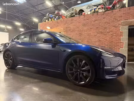 Tesla Model 3 Performance 275