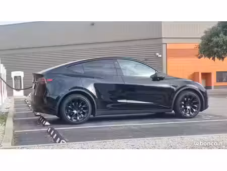 Tesla Model Y Grande Autonomie 4x4
