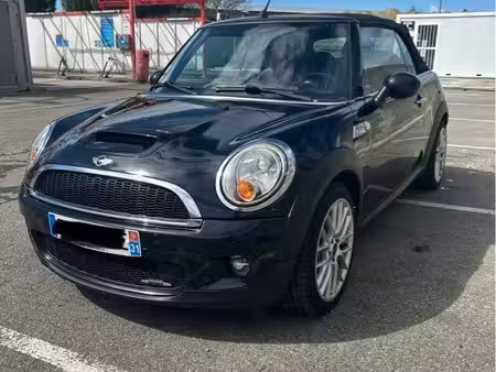 Mini Cabrio John Cooper Works 1.6 211