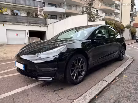 Tesla Model 3 Grande Autonomie 275