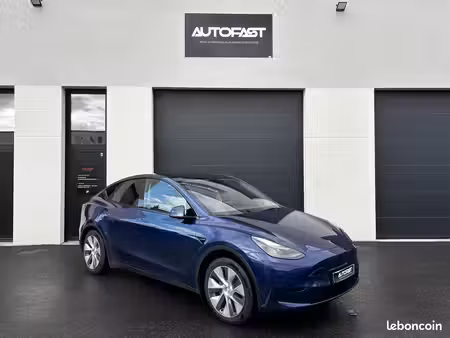 Tesla Model Y Grande Autonomie 275
