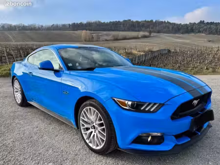 Ford Mustang Fastback V8 5.0 421
