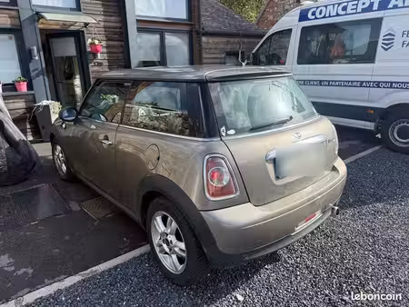 Mini Mini Cooper 1.6 90