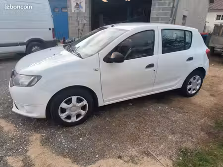 Dacia Sandero 1.2 75