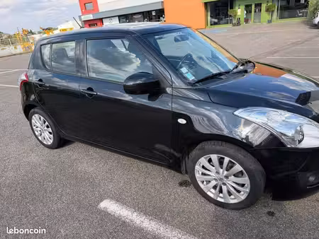 Suzuki Swift 1.3 75