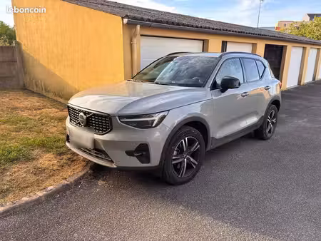 Volvo XC40 B3 2.0 163