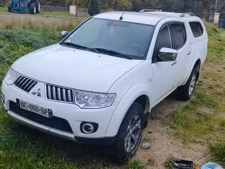 Mitsubishi L200 2.5 178