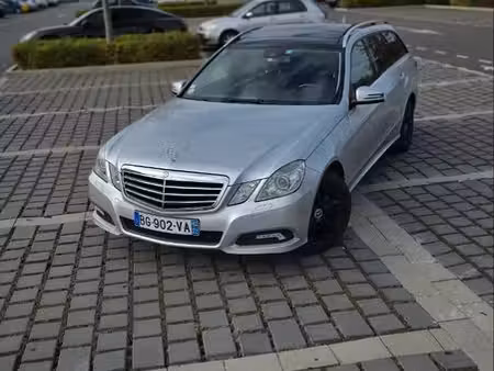 Mercedes-Benz Classe E E 220 2.1 170 Avantgarde