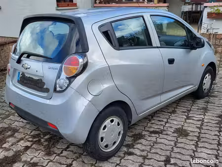 Chevrolet Spark 1.0 68