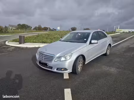 Mercedes-Benz Classe E E 200 2.1 136
