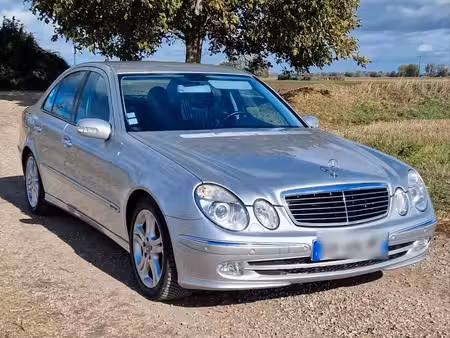 Mercedes-Benz Classe E E 270 177