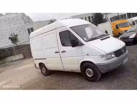 Mercedes-Benz Sprinter 2.3 79