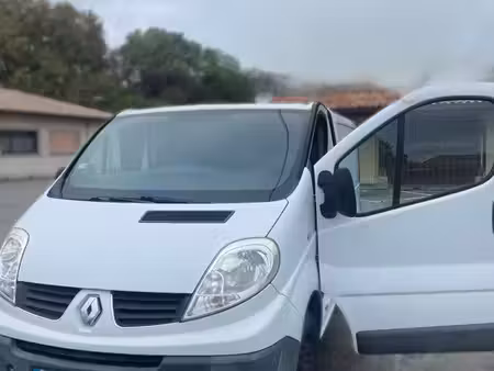 Renault Trafic 2.0 dCi 90