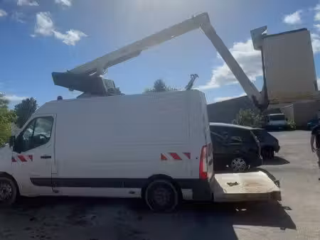 Renault Master 2.3 dCi 125