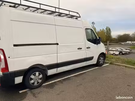 Renault Master 2.3 dCi 125