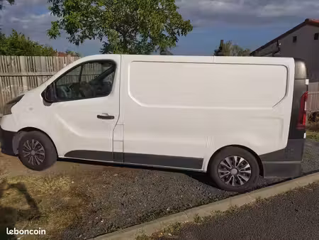Renault Trafic dCi 120