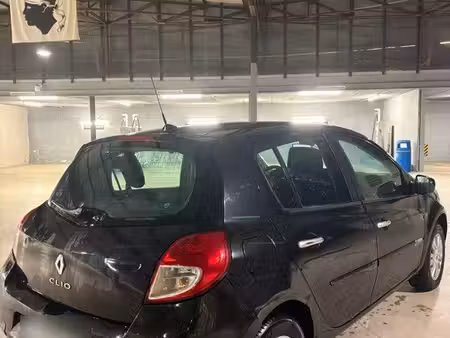 Renault Clio 1.2 75