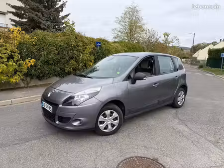 Renault Scénic 1.6 110 Expression