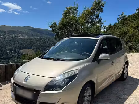 Renault Scénic 1.9 dCi 130