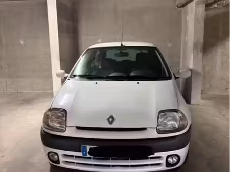 Renault Clio 1.6 90