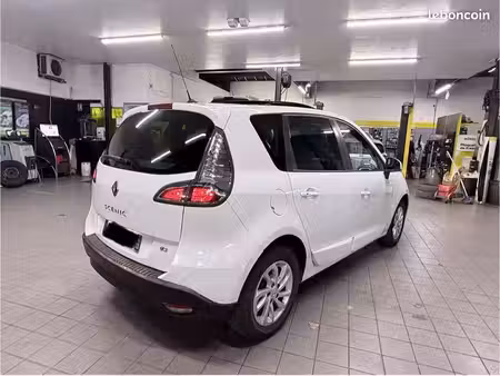 Renault Scénic dCi 130