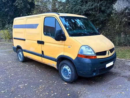 Renault Master 2.5 dCi 100