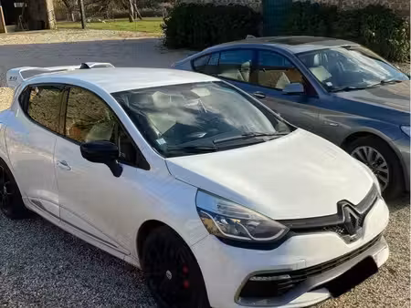 Renault Clio RS 1.6 T 200