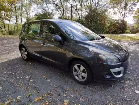 Renault Scénic 1.5 dCi 105